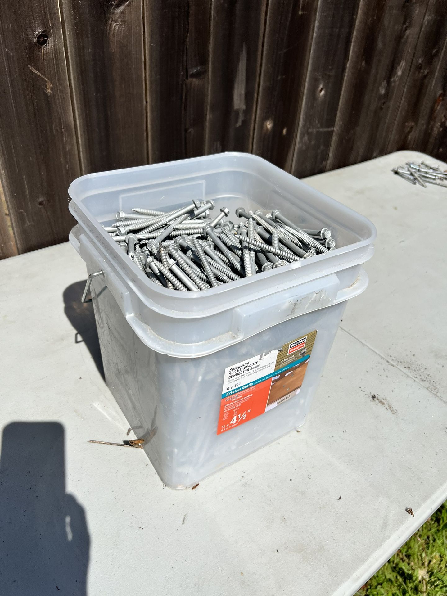 Simpson Strong-Tie SDS25412 4-1/2" x .250 Structural Screws 800ct . 3/8” Hex Head.