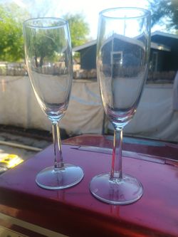 Champagne Glasses 32 Of Them