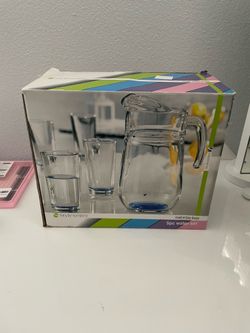 Glass Pitcher with Glasses