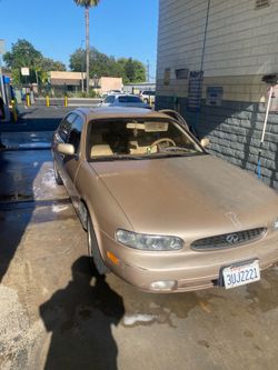 1994 Infiniti J30