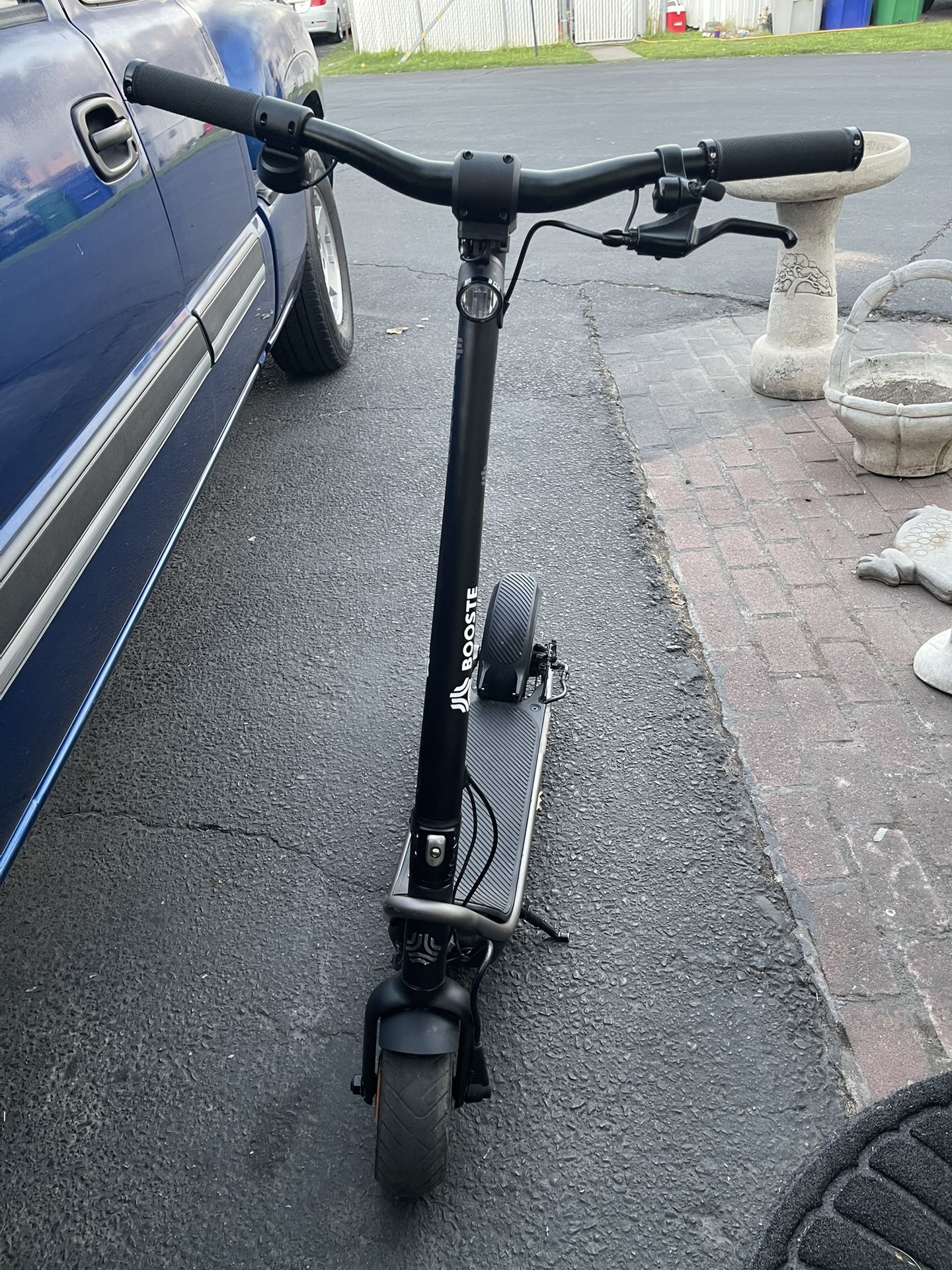 Boosted BPN-102451 Rev Foldable Electric Scooter - Black