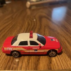 Realtoy Ford Crown Victoria Fire Chief Rescue Emergency