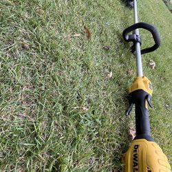 Dewalt Battery Weed eater 20v