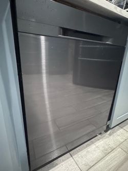 Stainless Steel Built-In Dishwasher