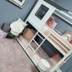 Twin Bunk Bed 2 Free Matteresses