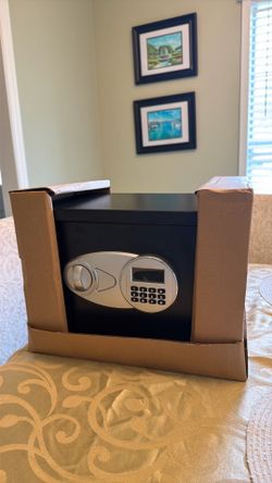 Amazon basics security safe 13.5'' x 9.5'' x 9.5''