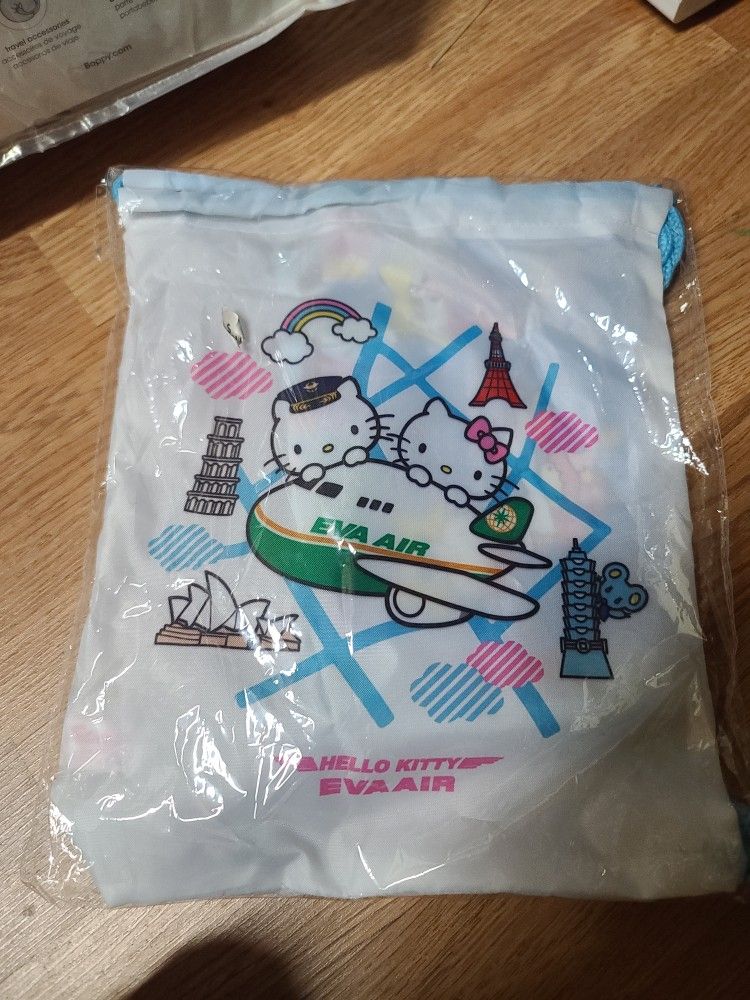 Eva Air Hello Kitty Child backpack Activity Kit