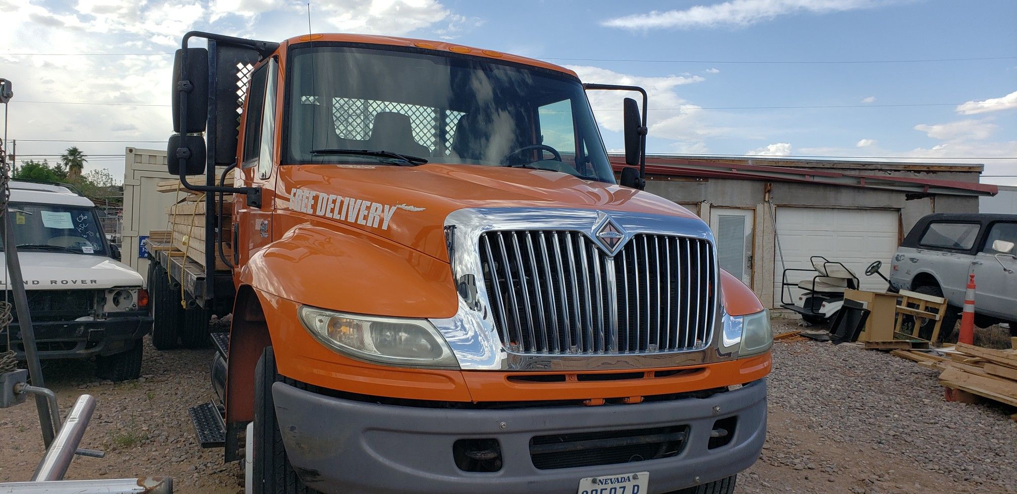 2006 International 4400 DT Flatbed 26ft With piggyback forklift low miles. MONEY MAKER. 34999.00 TODAY!