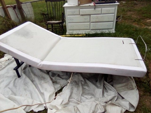 Serta Twin Size Remote Control Craftmatic Bed $75 Delivery Available