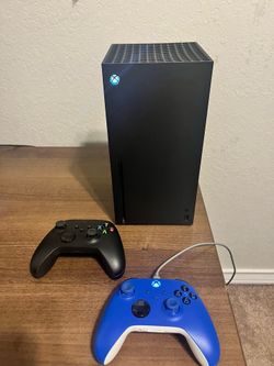 Xbox series x 1TB, remotes disk version