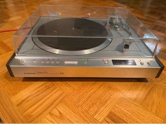 Pioneer PL-630 Fully Automatic Quartz-Locked Direct-Drive Turntable (For Repair)