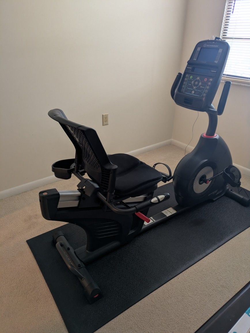 Schwinn 270 Recumbent Bike
