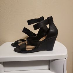 Women Wedge