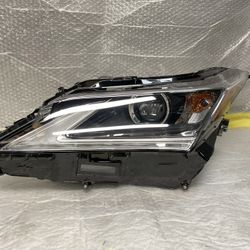 2016,2017,2018,2019 Lexus RX350 Left Headlight