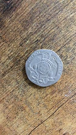 Elizabeth 2 D. G. REG. F.D.  Twenty Pence Coin