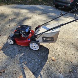 Toro 22" Recycler Self-propelled Lawn Mower Just Serviced 