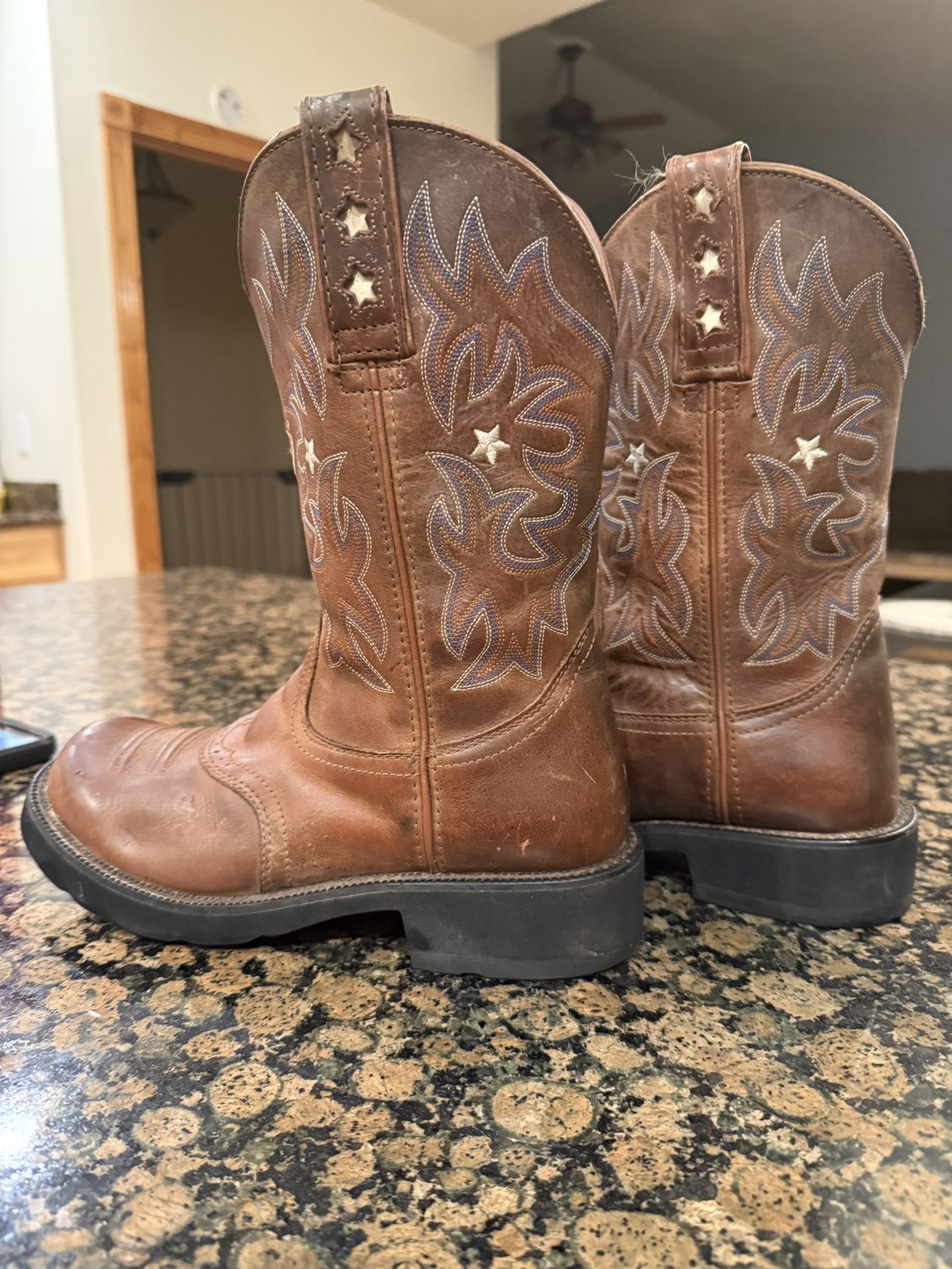 Ariat Cowboy western Boots