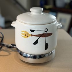 Vintage stoneware bean pot