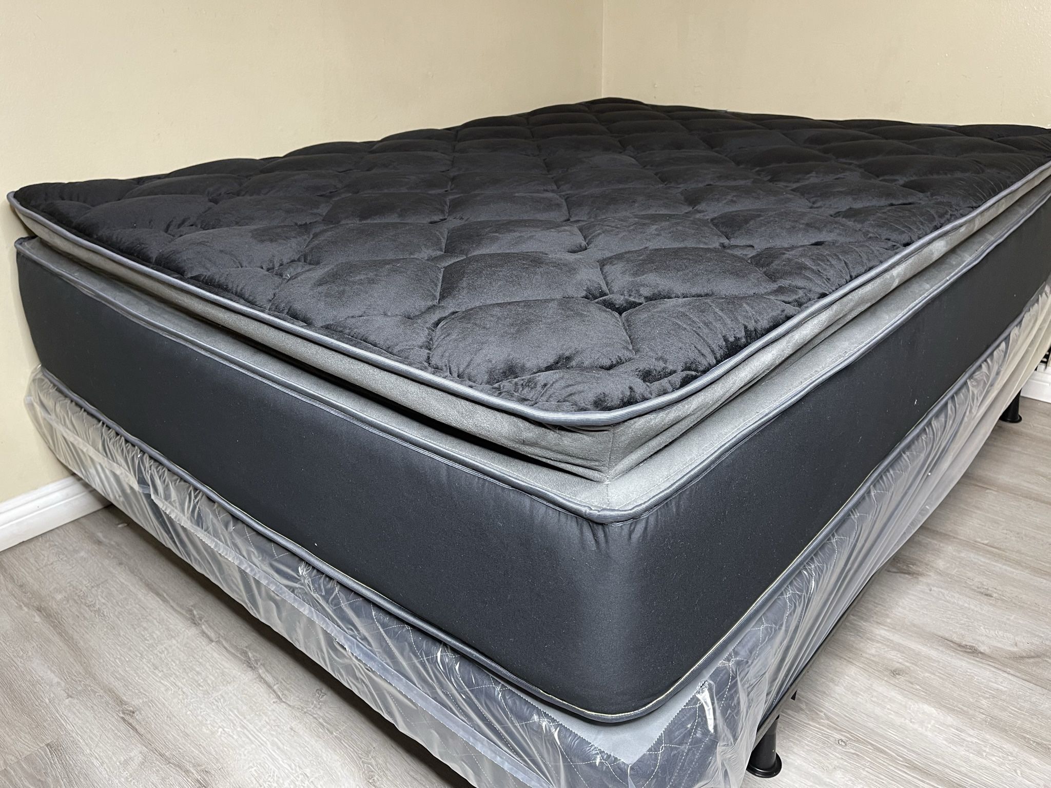 14” Queen Midnight Collection Hybrid Pillow Top Mattress!,All Products : American Fashion Style Bags On Sale