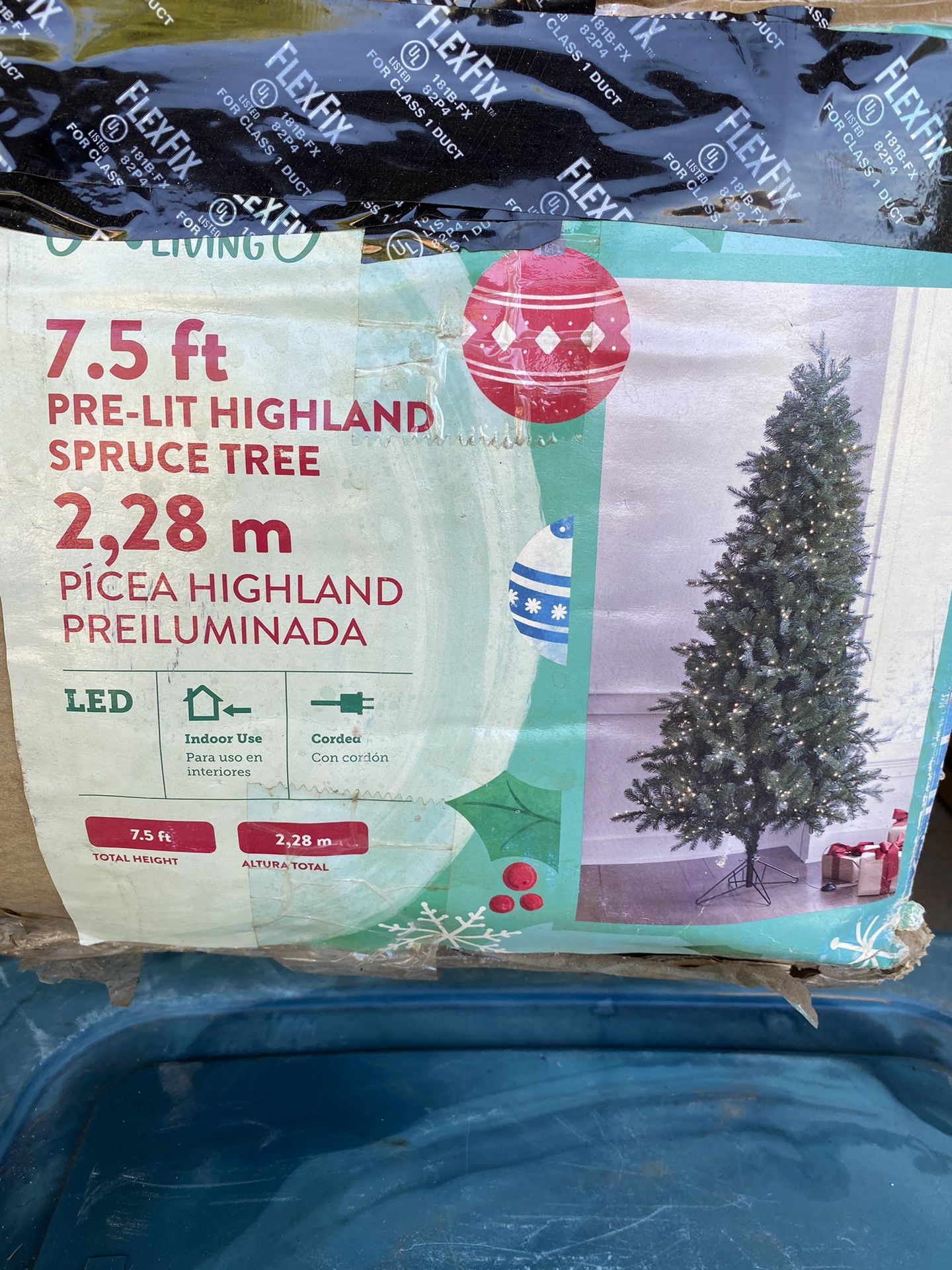 7.5ft tall christmas tree