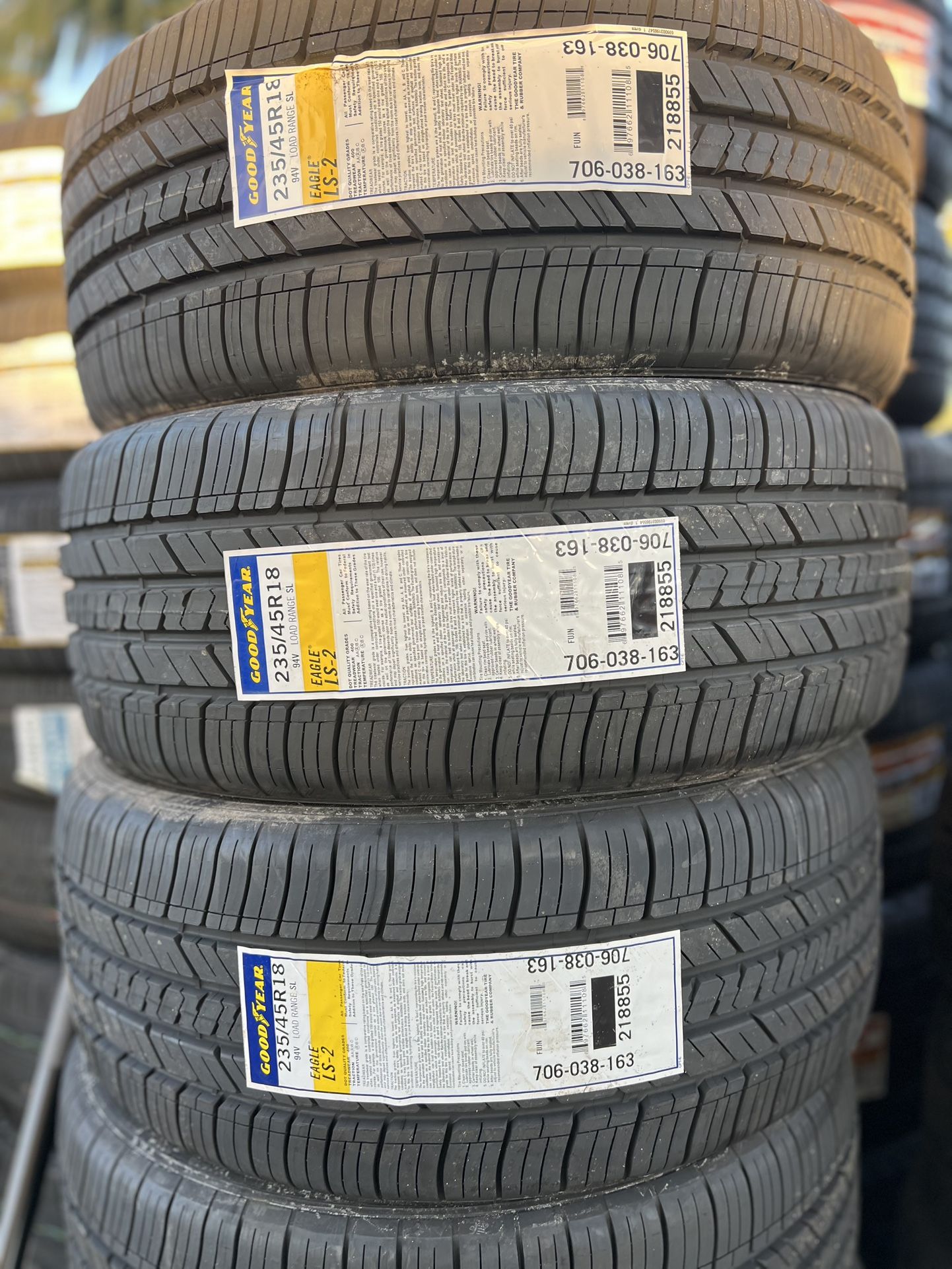 235/45/18 Goodyear Eagle Ls2 