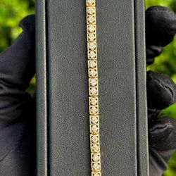 Jewelry 10k yellow gold Diamond 0.6CTW  tennis bracelet 7”