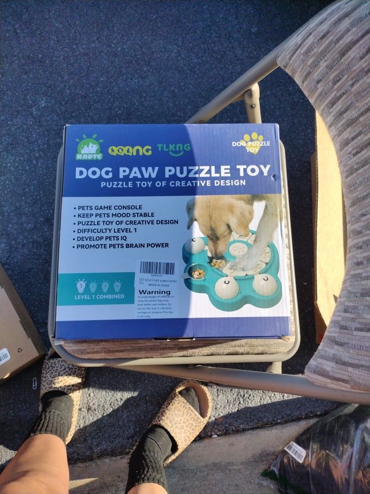 Dog Paw Puzzle Toy