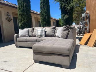 2PC Gray Sectional!