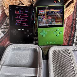 Trimui Brick Hammer handheld gaming machines