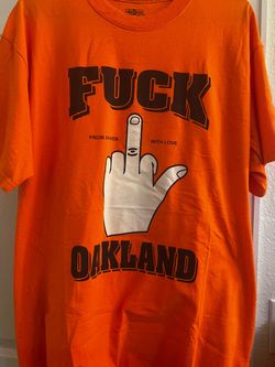 Vintage-Rare-Should be framed in your Man Cave-Denver vs Oakland Graphic T-Shirt Orange