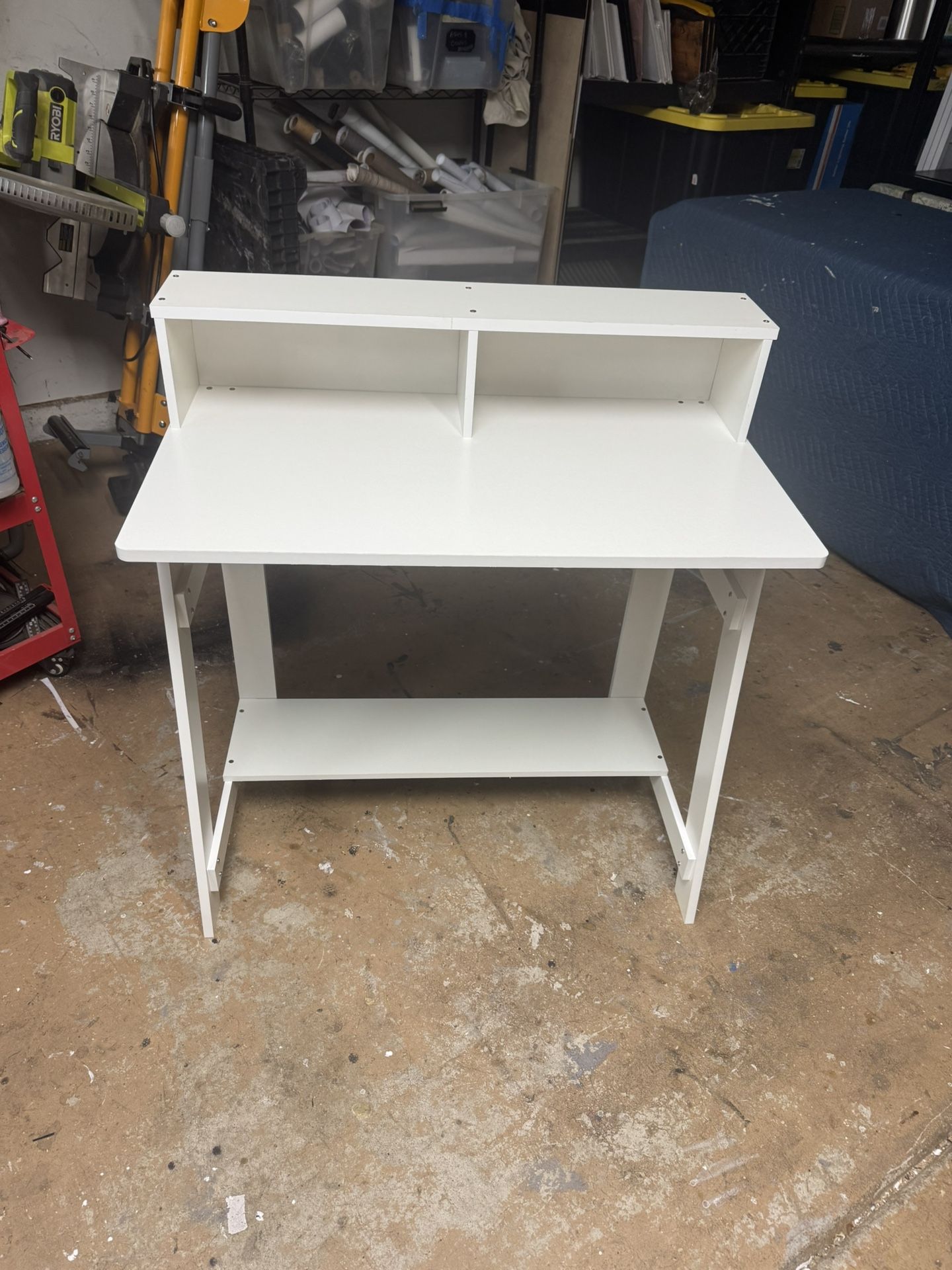 A Frame With Hutch Office Desk