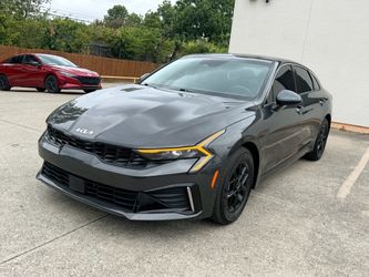 2025 Kia K5 LXS