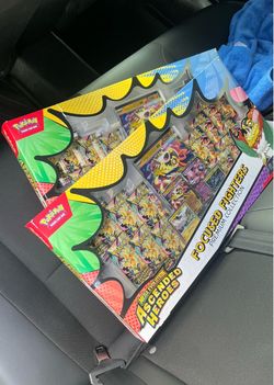 Focused fighters premium collection Pokémon cards