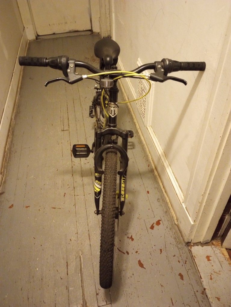 Three Beautiful. Bike. In. Very. Good. Condion