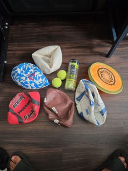 Mixed sports balls (deflated)