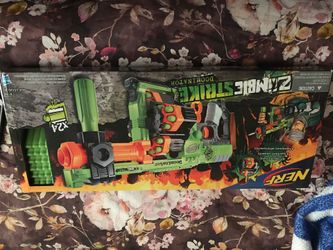 Nerf zombie strike doominator/ brand new never opened