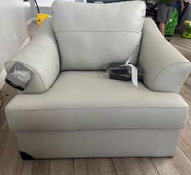 Leather arm chair