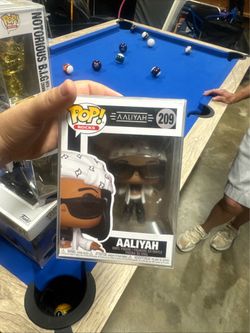 Aaliyah funko pop