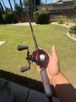Lews Carbon fire bait caster combo