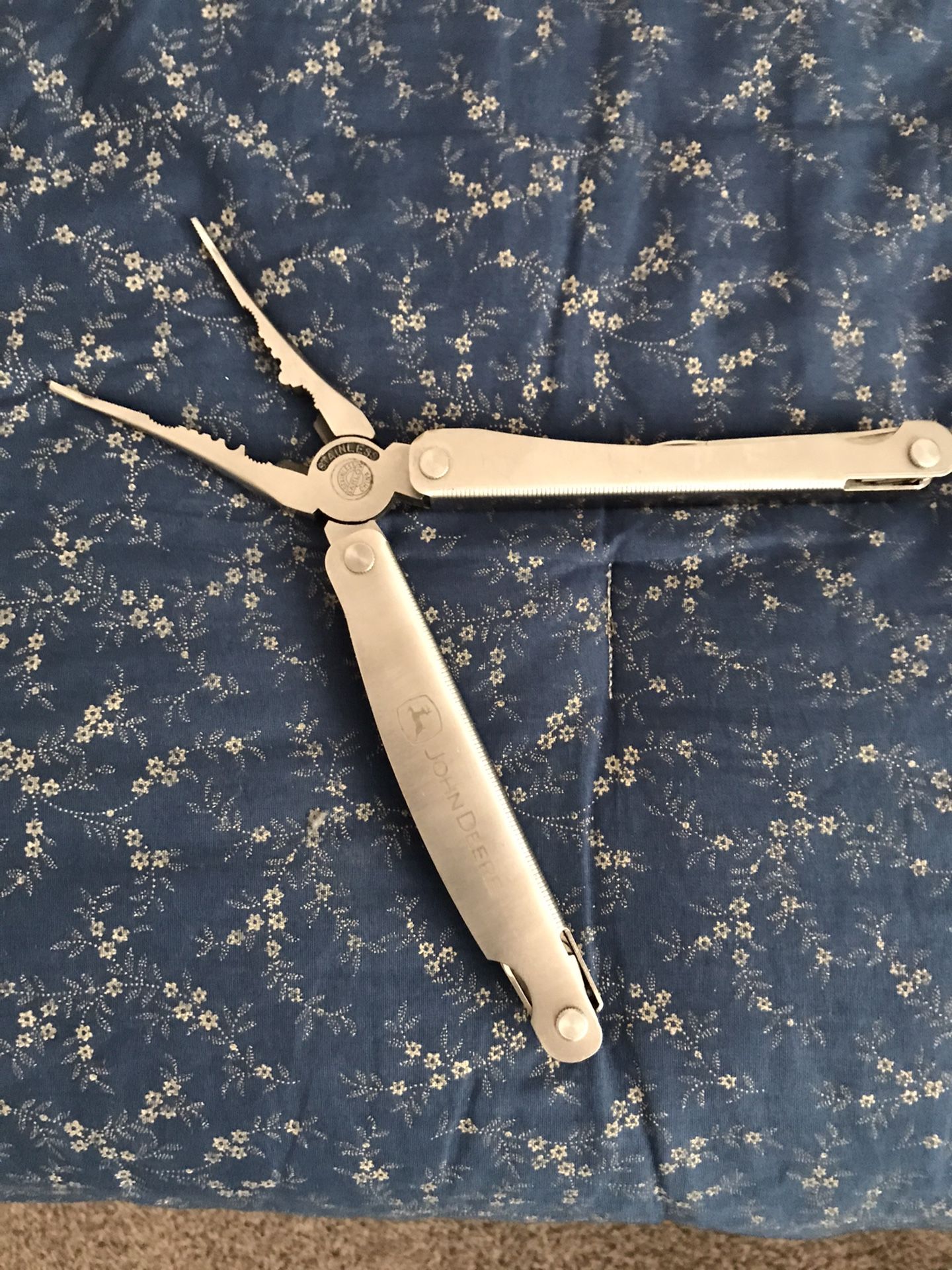 LEATHERMAN by JOHN DEERE