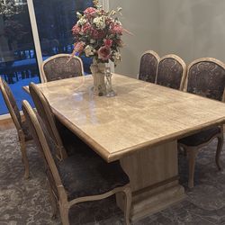Beautiful dining room table with 8 custom chairs