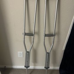 Crutches 