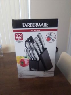 Farberware Classic 22 Piece Stamped Stainless Steel Knife Set and Utensil Set 
Never Opened
