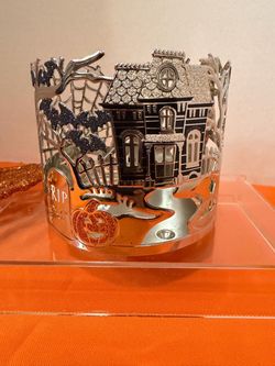 Bath & Body Halloween Haunted House Candleholder