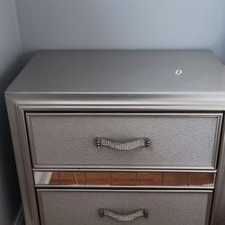 Set Of 2 Night Stands