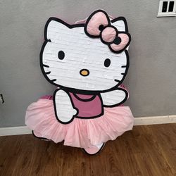 Hello kitty Piñata 