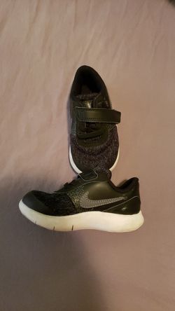 Kids Nike's 6C