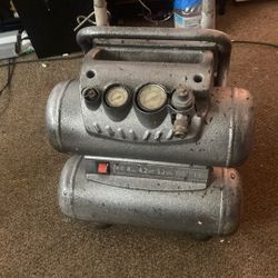 4 Gallon Air Compressor On Wheels