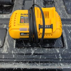 Dealt Quick Charger 6 Amp