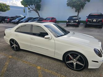 2006 Mercedes Benz E500